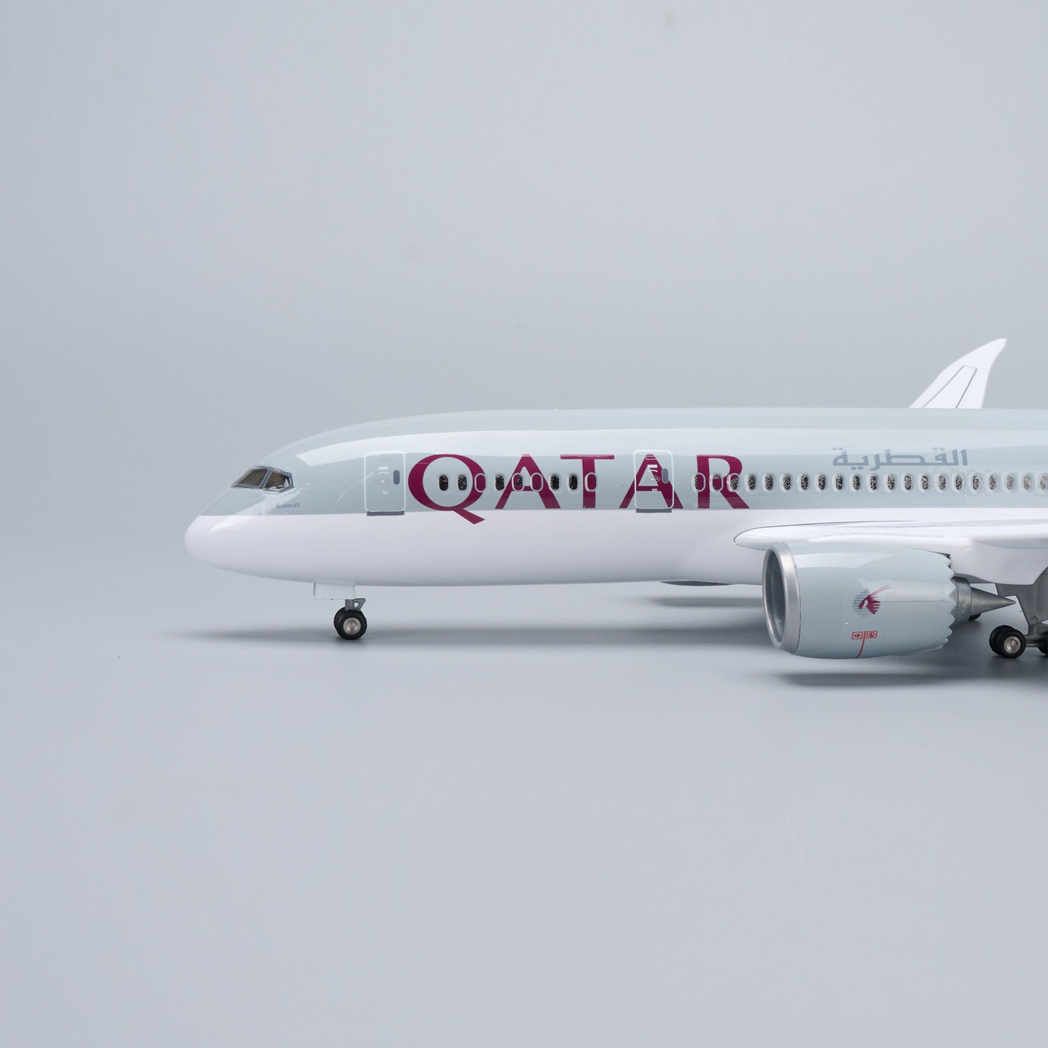 เครื่องบินจำลองขนาดเล็ก 43 ซม. - Model Airplane Plastic บทวิจารณ์และราคา