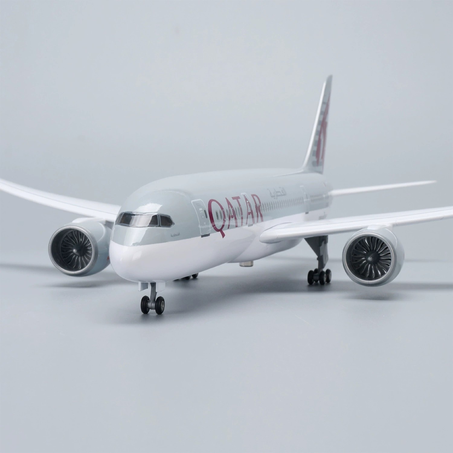 เครื่องบินจำลองขนาดเล็ก 43 ซม. - Model Airplane Plastic บทวิจารณ์และราคา