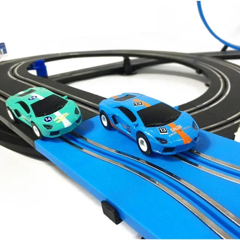 1:64 ใหม่ไฟฟ้าติดตามการแข่งขัน - Hot Wheels Car Track Sets บทวิจารณ์และราคา